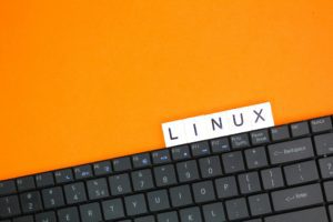 letters of the alphabet with the word linux.